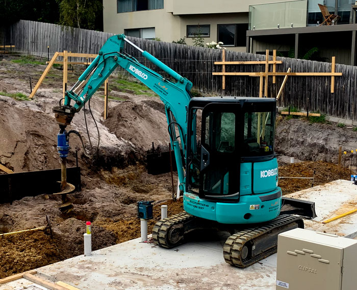 Excavator & Bobcat Hire | Excavator Hire Mornington Peninsula | Bobcat Hire Mornington Peninsula | Excavation Companies Mornington Peninsula | LJH Excavations